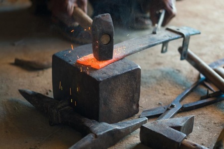 Travailler avec un artisan métallier, les étapes clés de votre projet